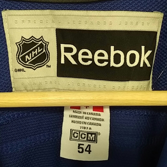 Vancouver Canucks Jersey - Kesler #17 (Knockoff) - Picture 3 of 3